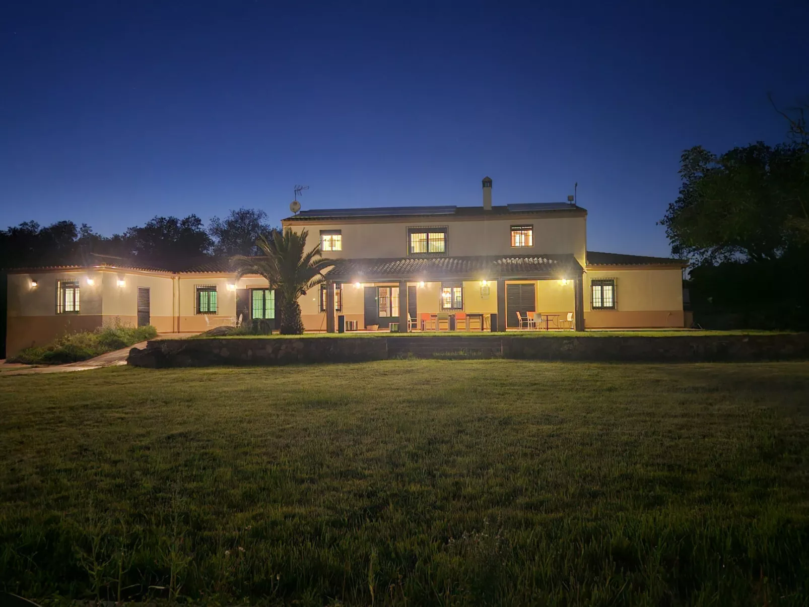 FINCA EL ALAMO - BARCARROTA - Buiten