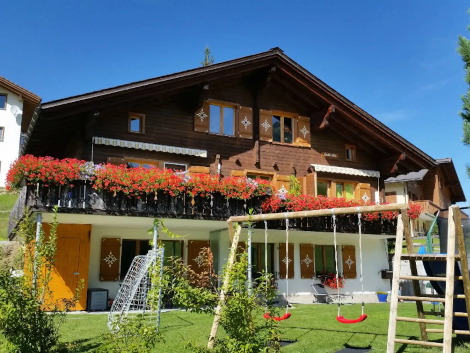 Schweizer, Obersaxen-Affeier, (Obersaxen). - Buiten