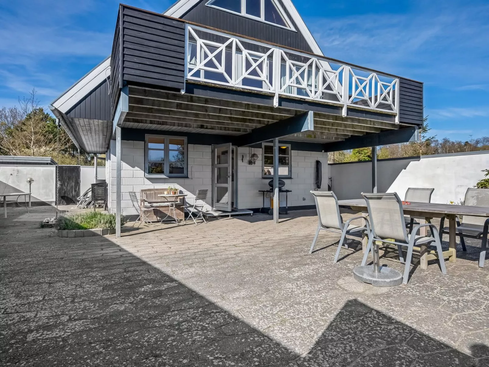 "Eikka" - 100m from the sea - Buiten