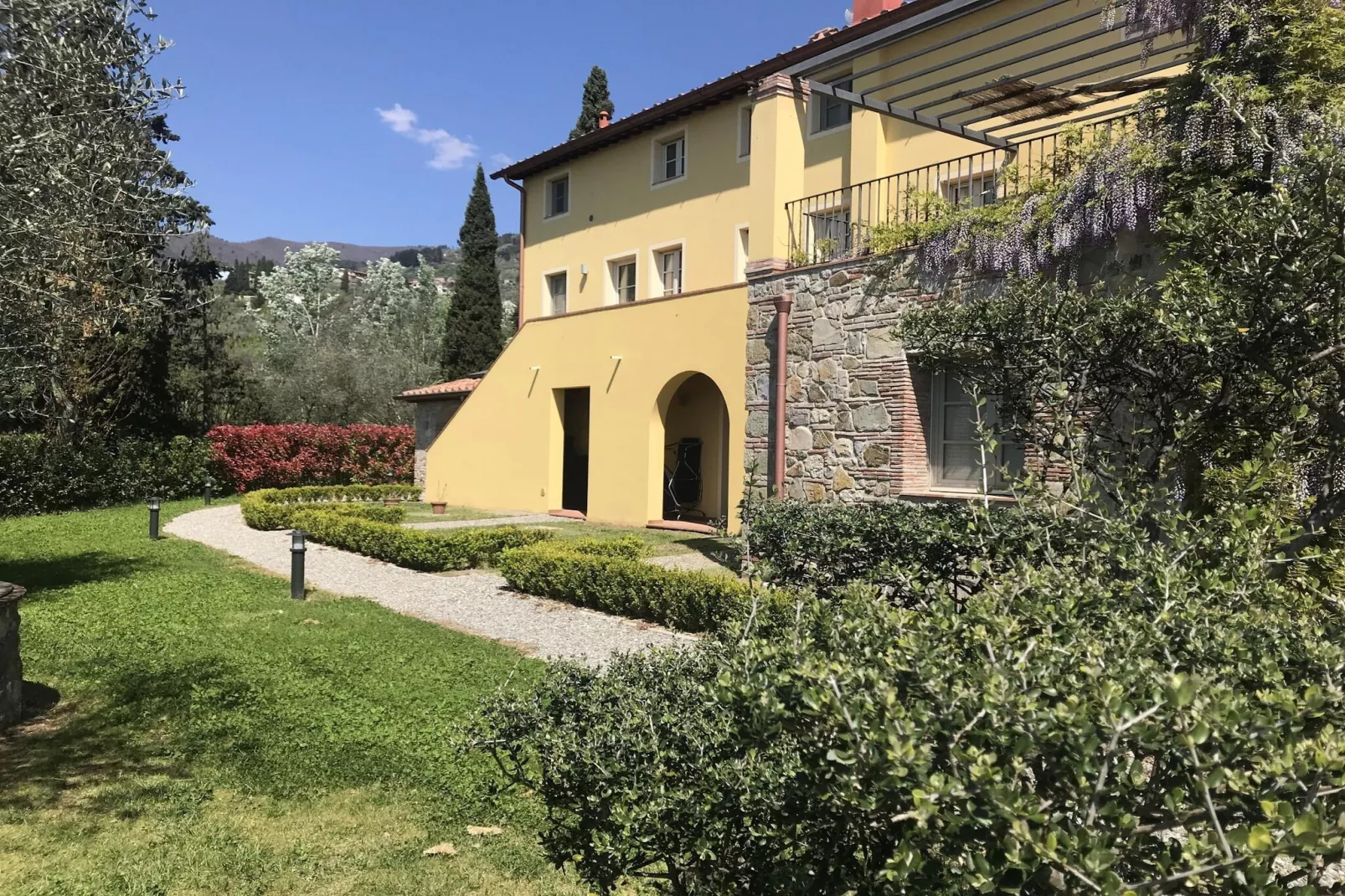 Casa San Gennaro at Borghetto Farmhouse - Buitenkant zomer