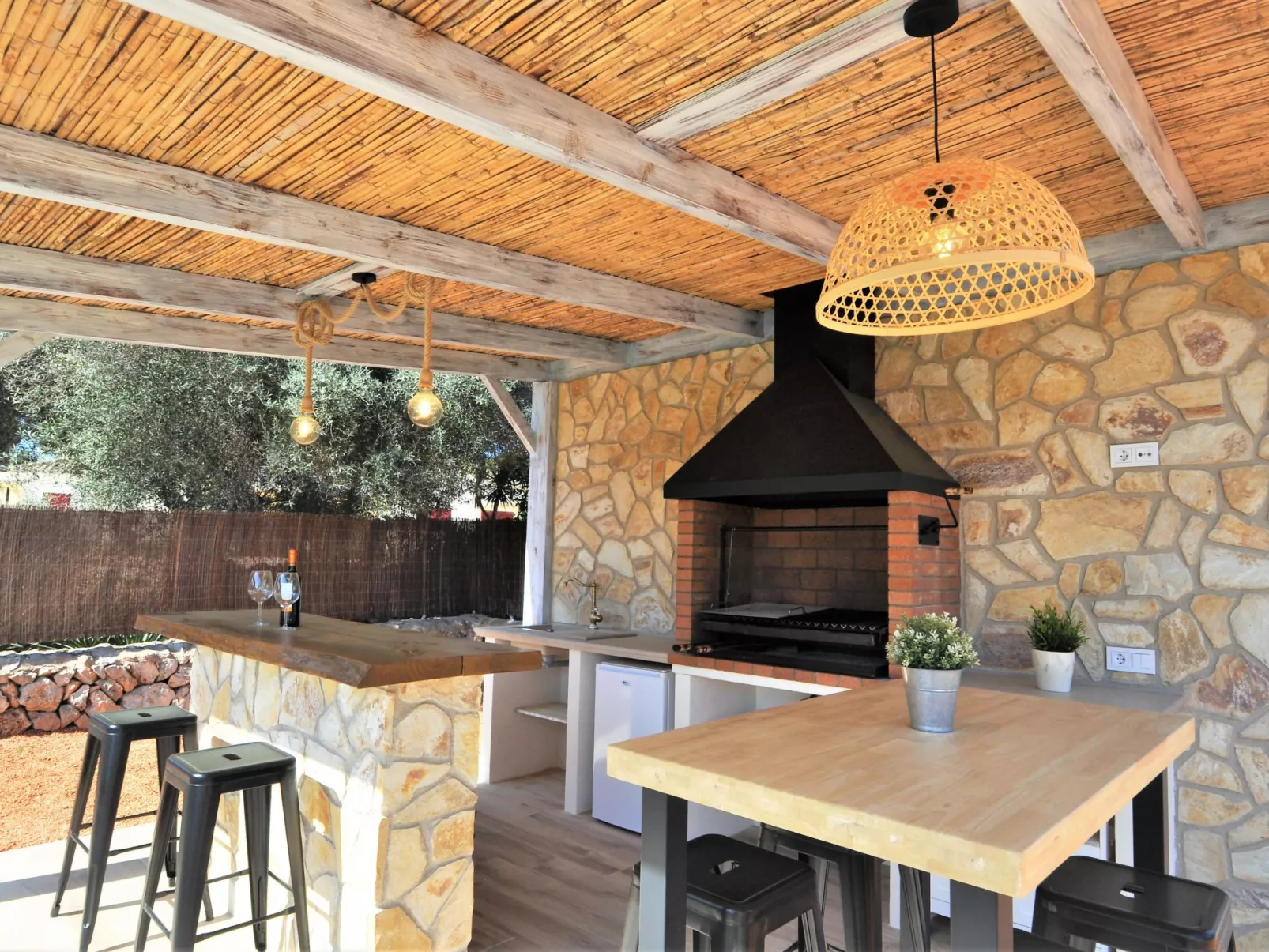 VILLA MONICA en barrio residencial de Cala Pi para 6 personas con piscina priva - Buiten