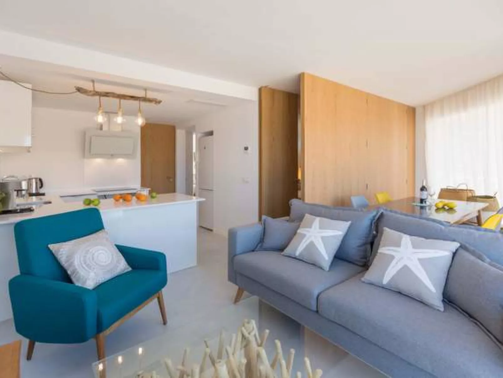 Tolle Wohnung in S'illot-Cala Morlanda mit Terrasse - Binnen
