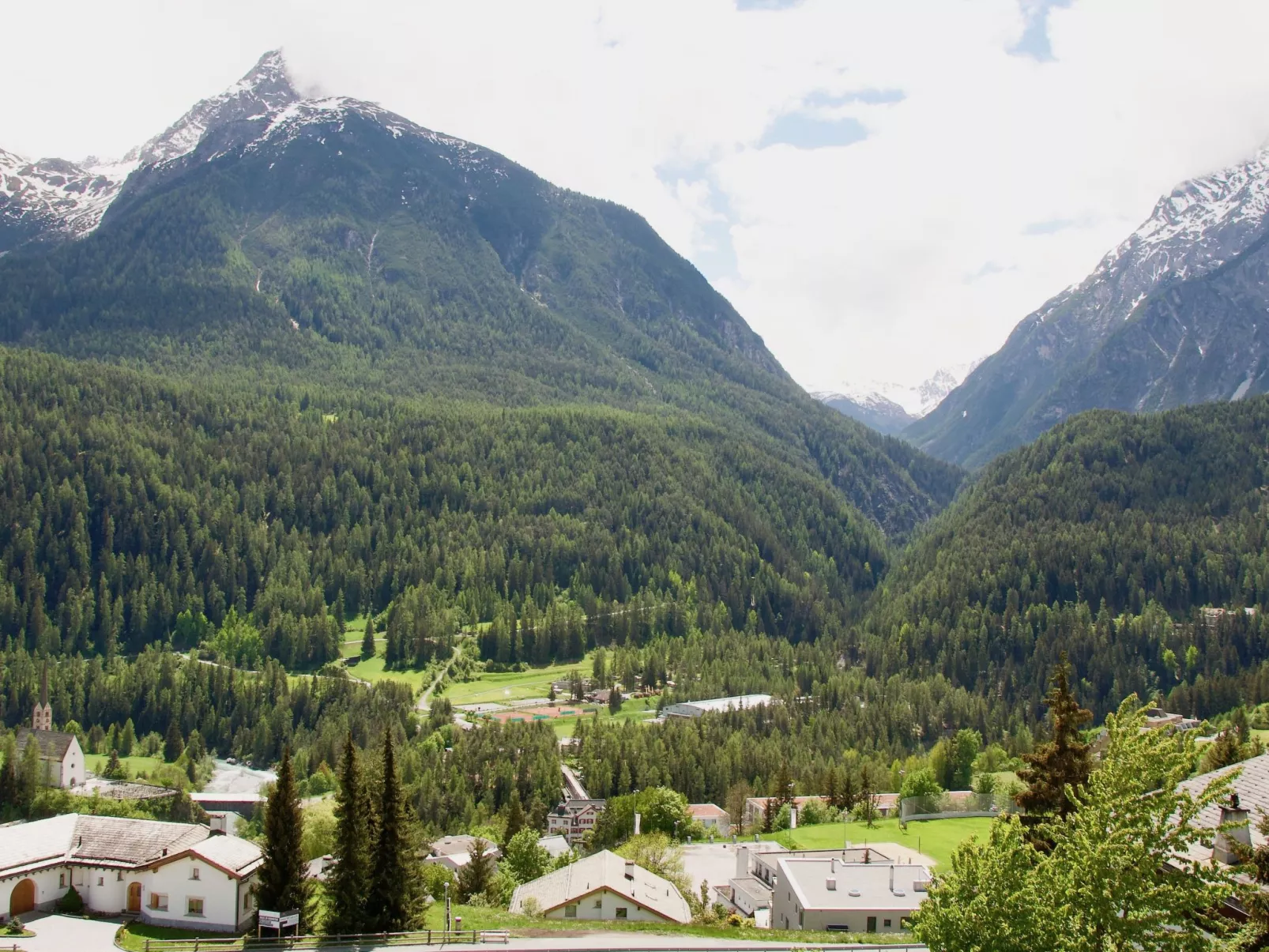 Hideaway in Scuol, (Scuol). - Buiten