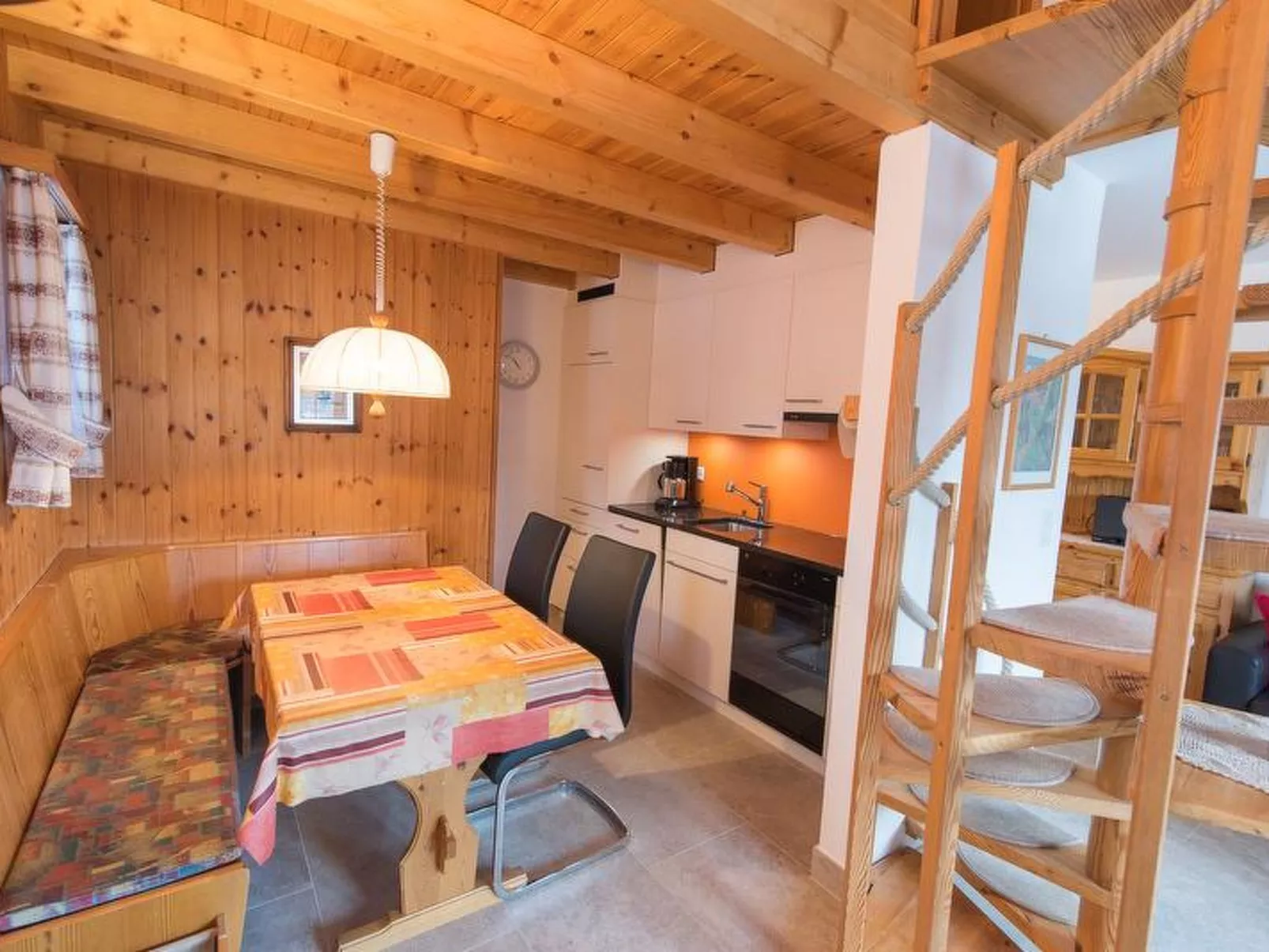 Casa Panorama Kuhn, Brigels, (Breil/Brigels). - Binnen