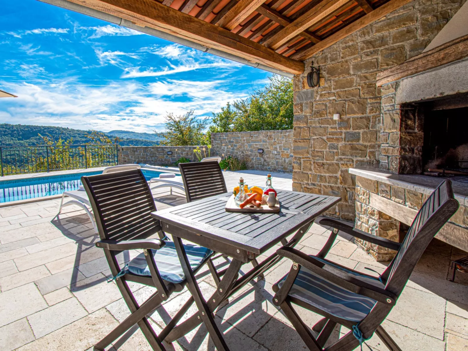 Villa Banic Motovun - Buiten