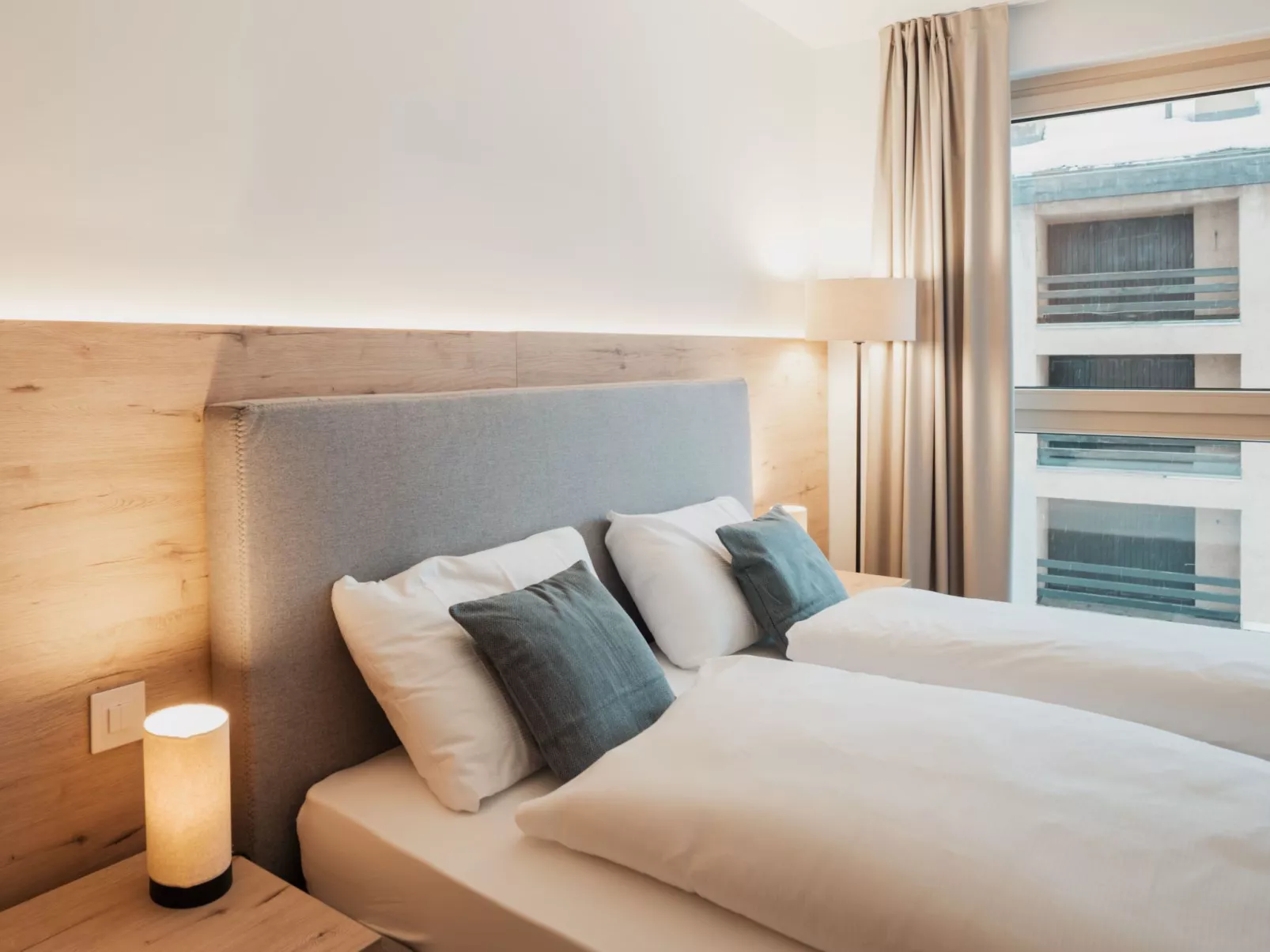 Alpine Apartments, (San Bernardino). - Binnen