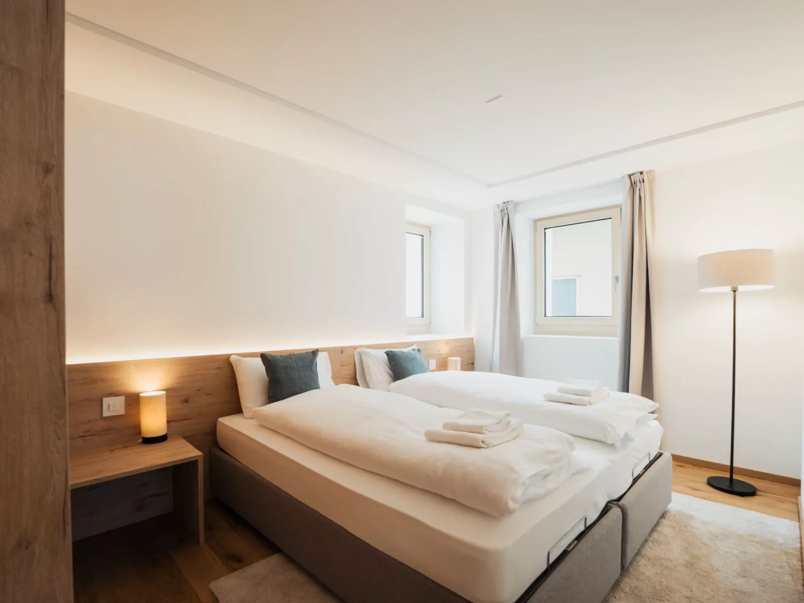 Alpine Apartments, (San Bernardino). - Binnen