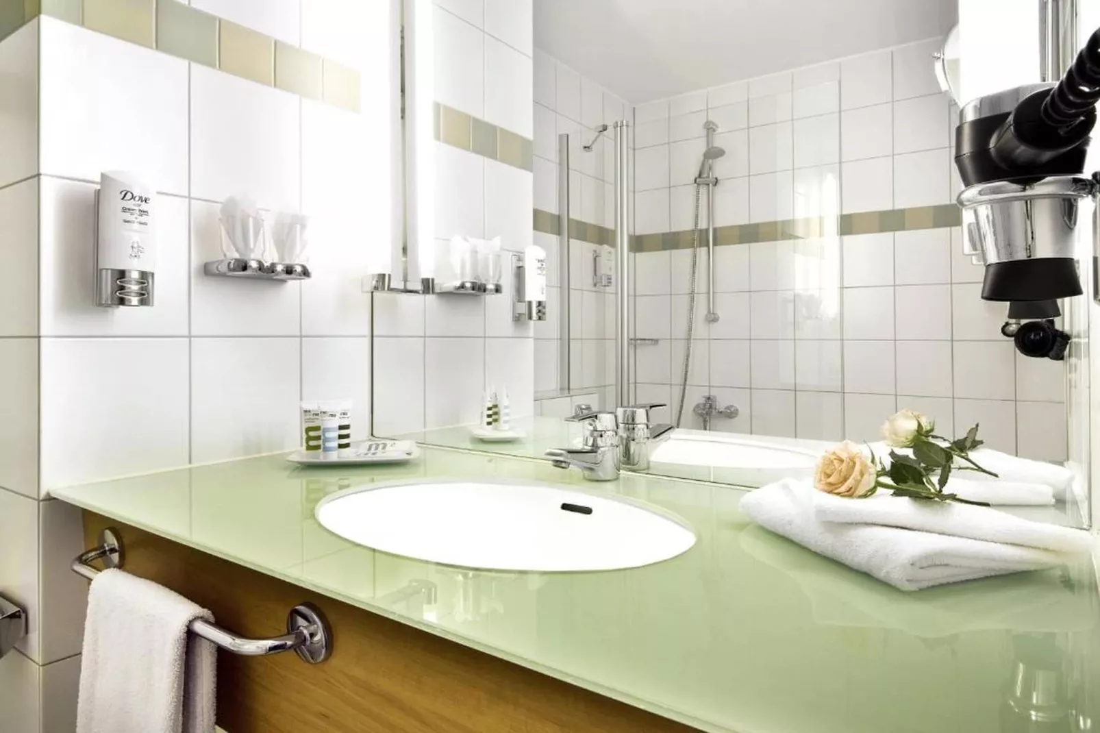 Hotel Dortmund - Standard Double Room - Badkamer