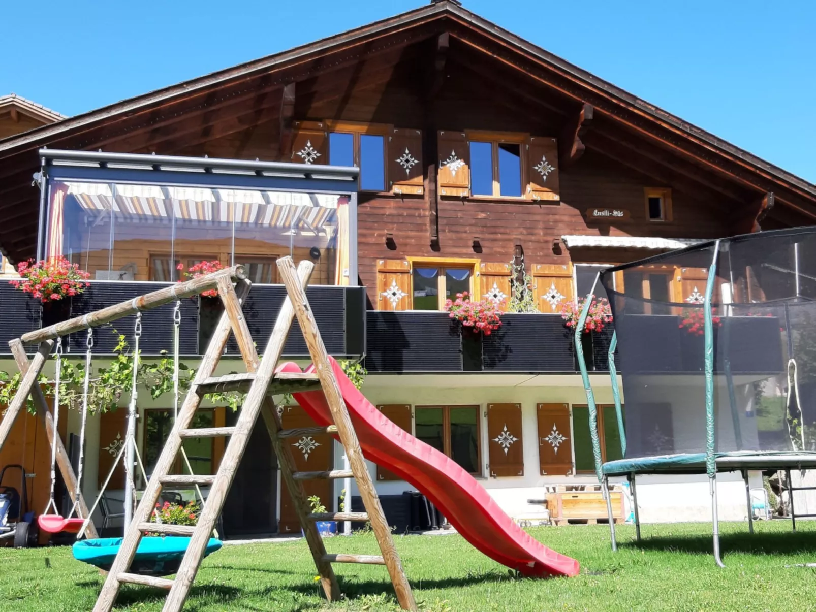 Schweizer, Obersaxen-Affeier, (Obersaxen). - Buiten
