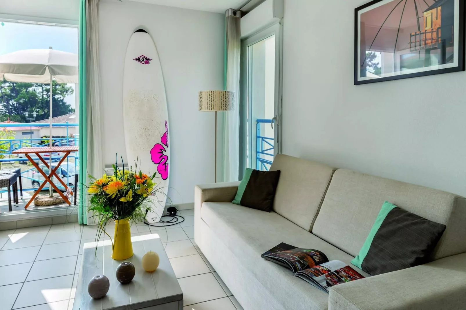 Les Carrelets 1 bedroom apt sleeps 4 without balcony OTA - Woonkamer
