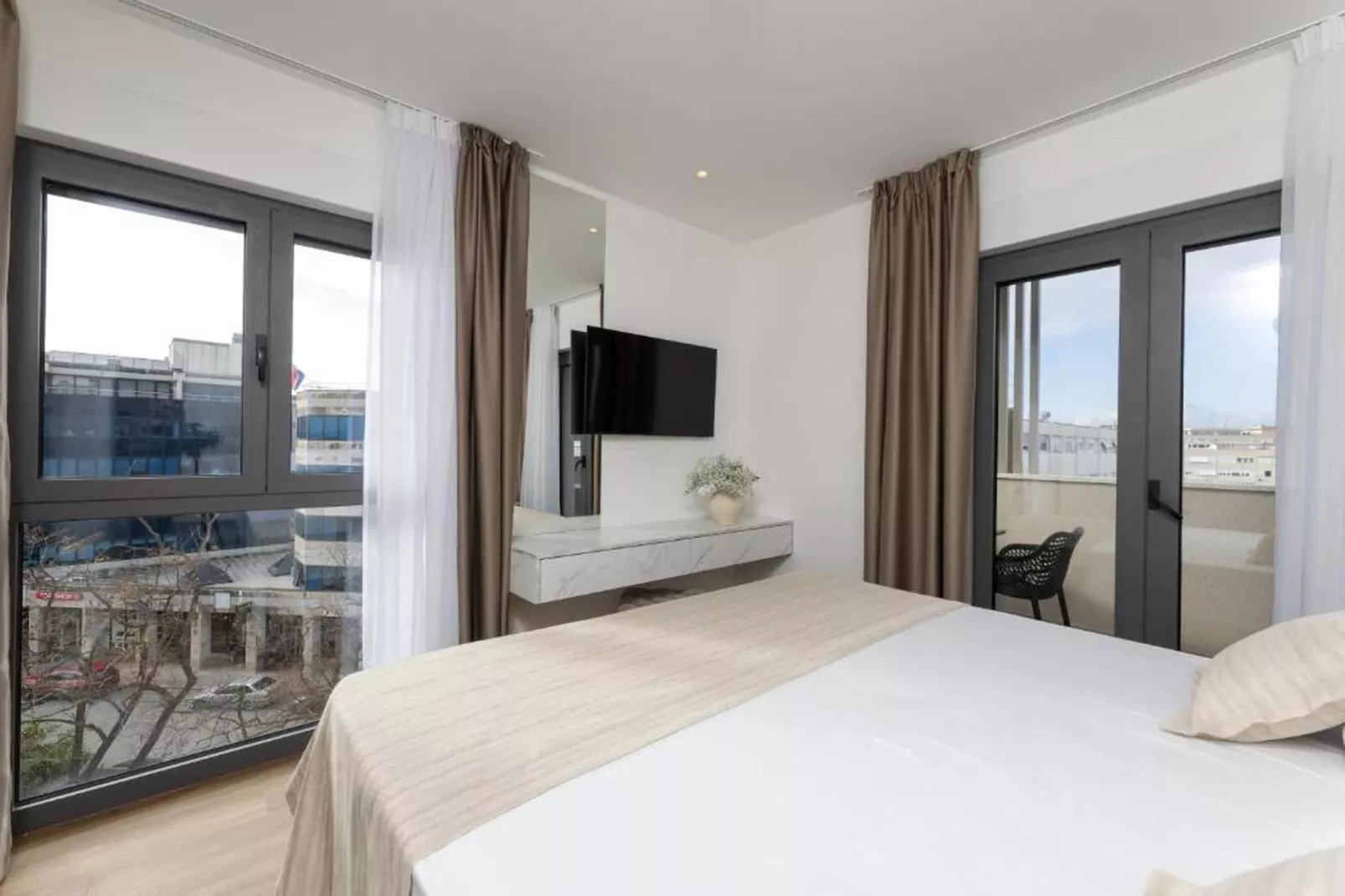 PICTAS Residence - Superior Double or Twin Room with Terrace - Slaapkamer