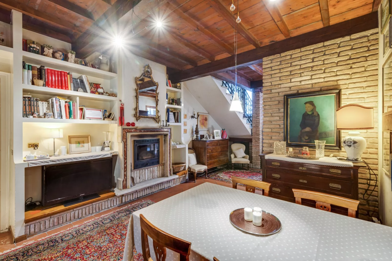 Casa Vacanze situata tra Mantova Verona e il Lago di Garda - Il Trigolo - Woonkamer