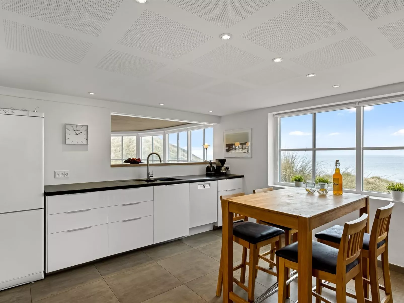 "Hillegonde" - 84m from the sea - Binnen