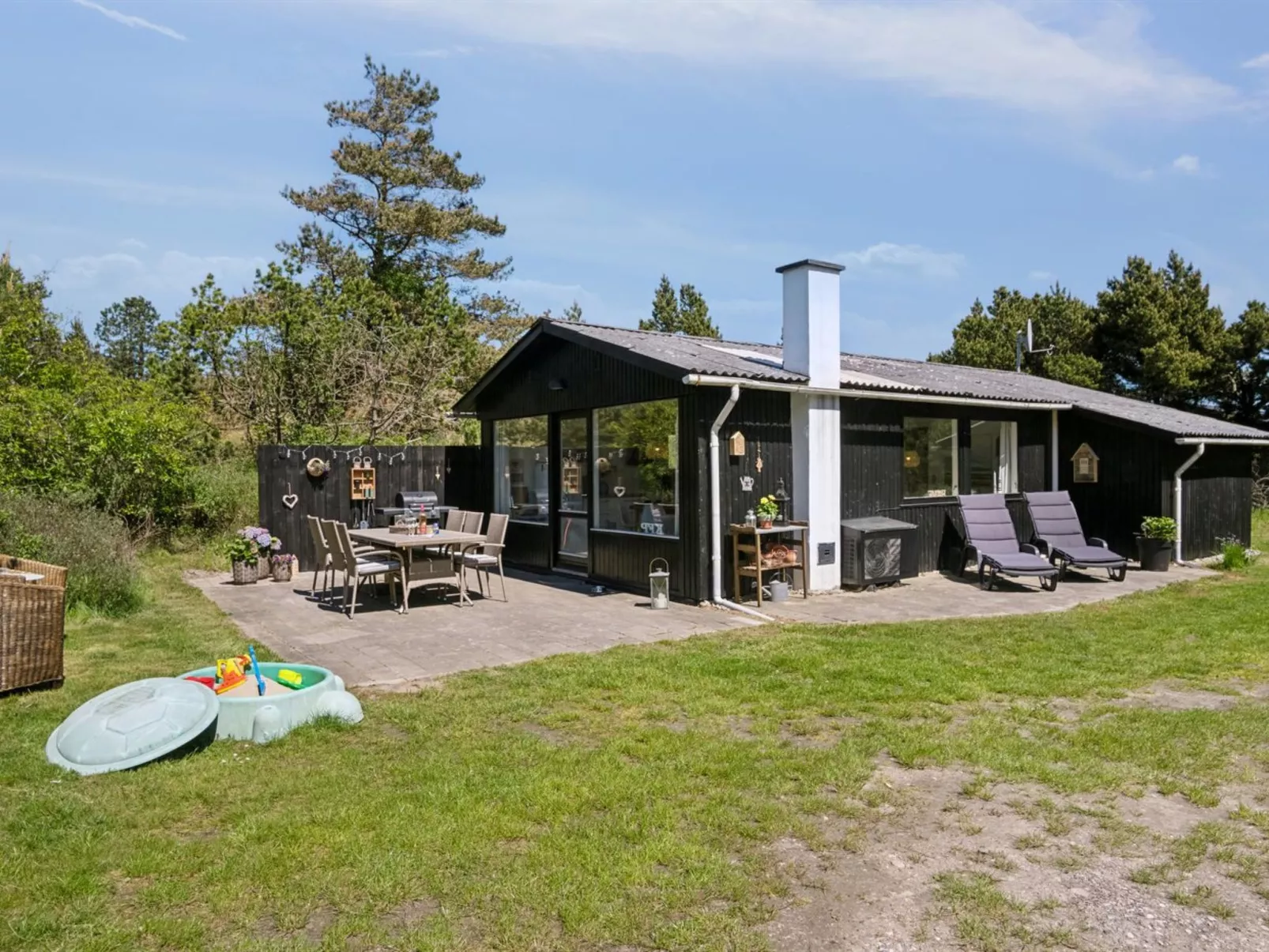 "Inga" - 1.3km from the sea - Buiten