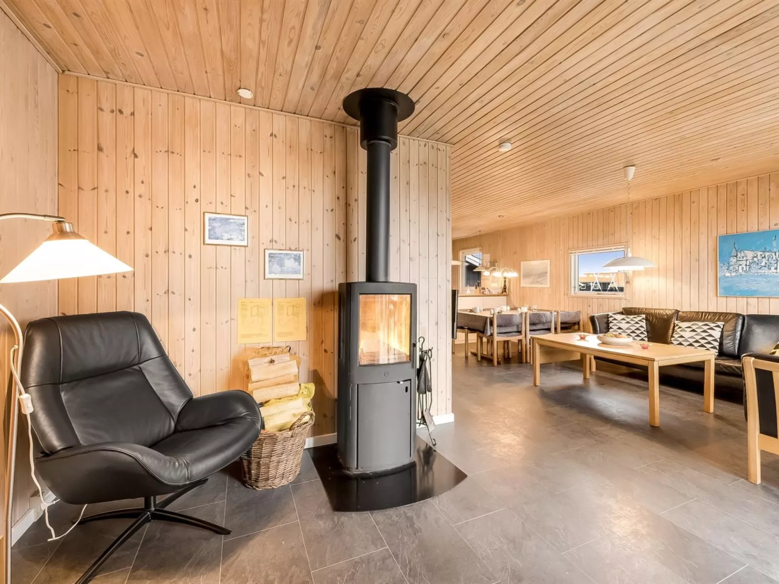 "Odmar" - 300m from the sea - Binnen