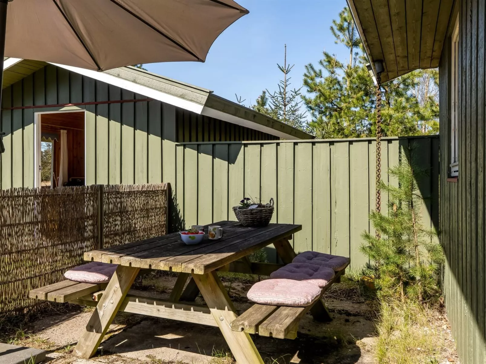 "Bedri" - 150m from the sea - Buiten