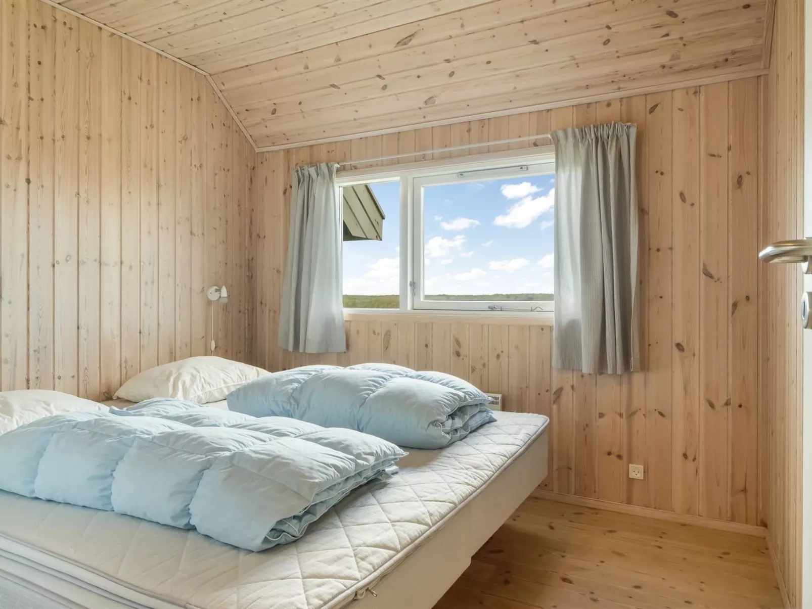 "Tilje" - 80m from the sea - Binnen