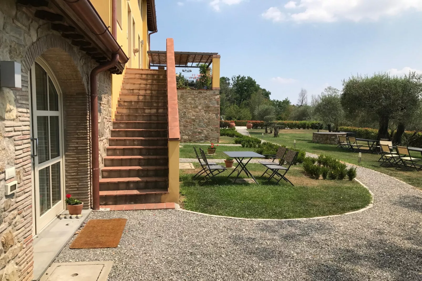 Casa San Gennaro at Borghetto Farmhouse - Buitenkant zomer