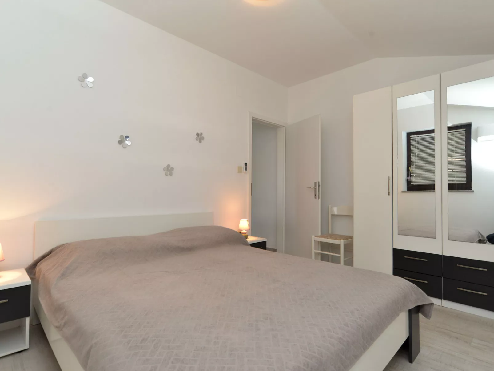 Apartment 242 - Binnen