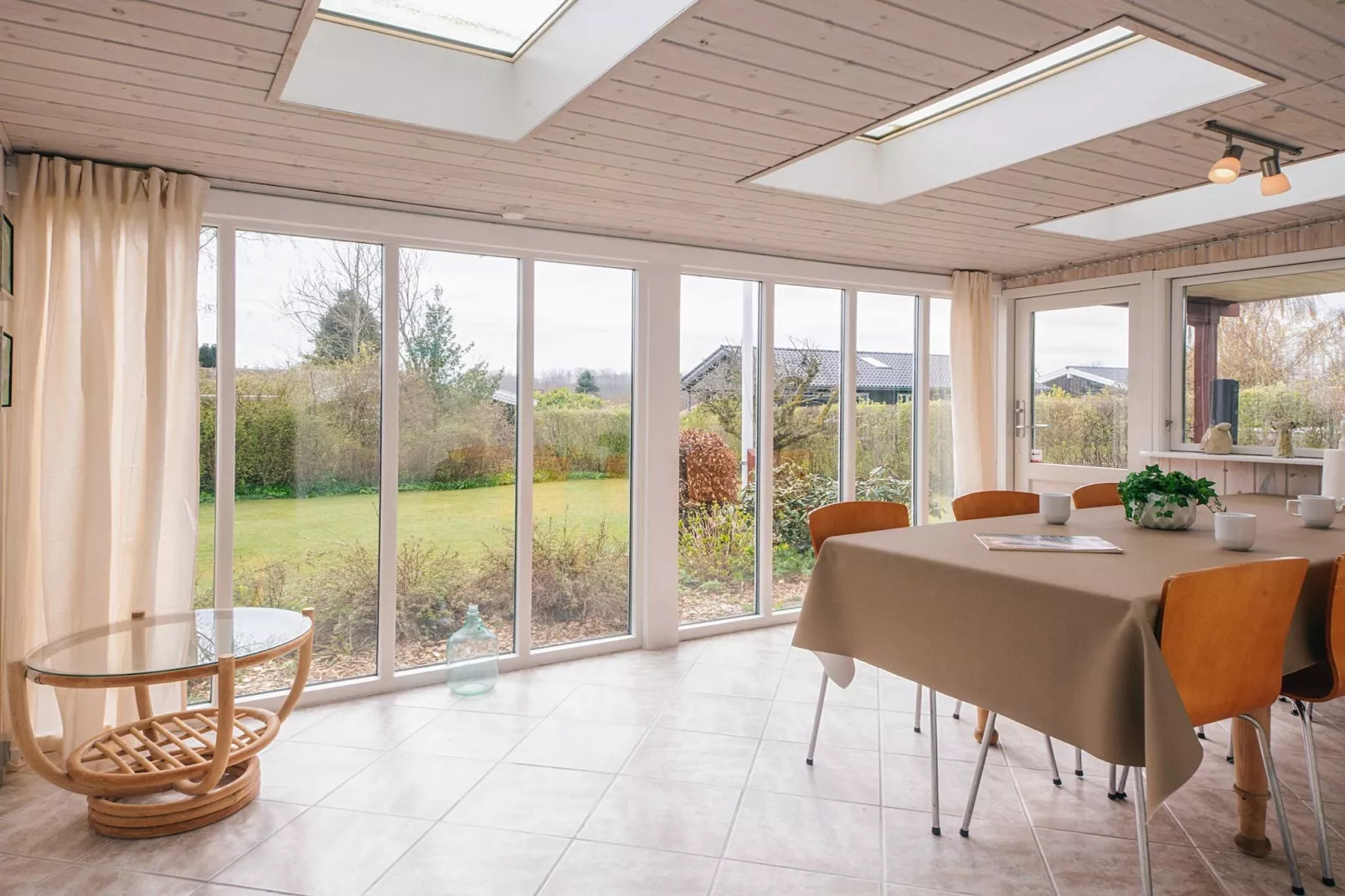 Vakantiehuis aan zee met privé-bijgebouw