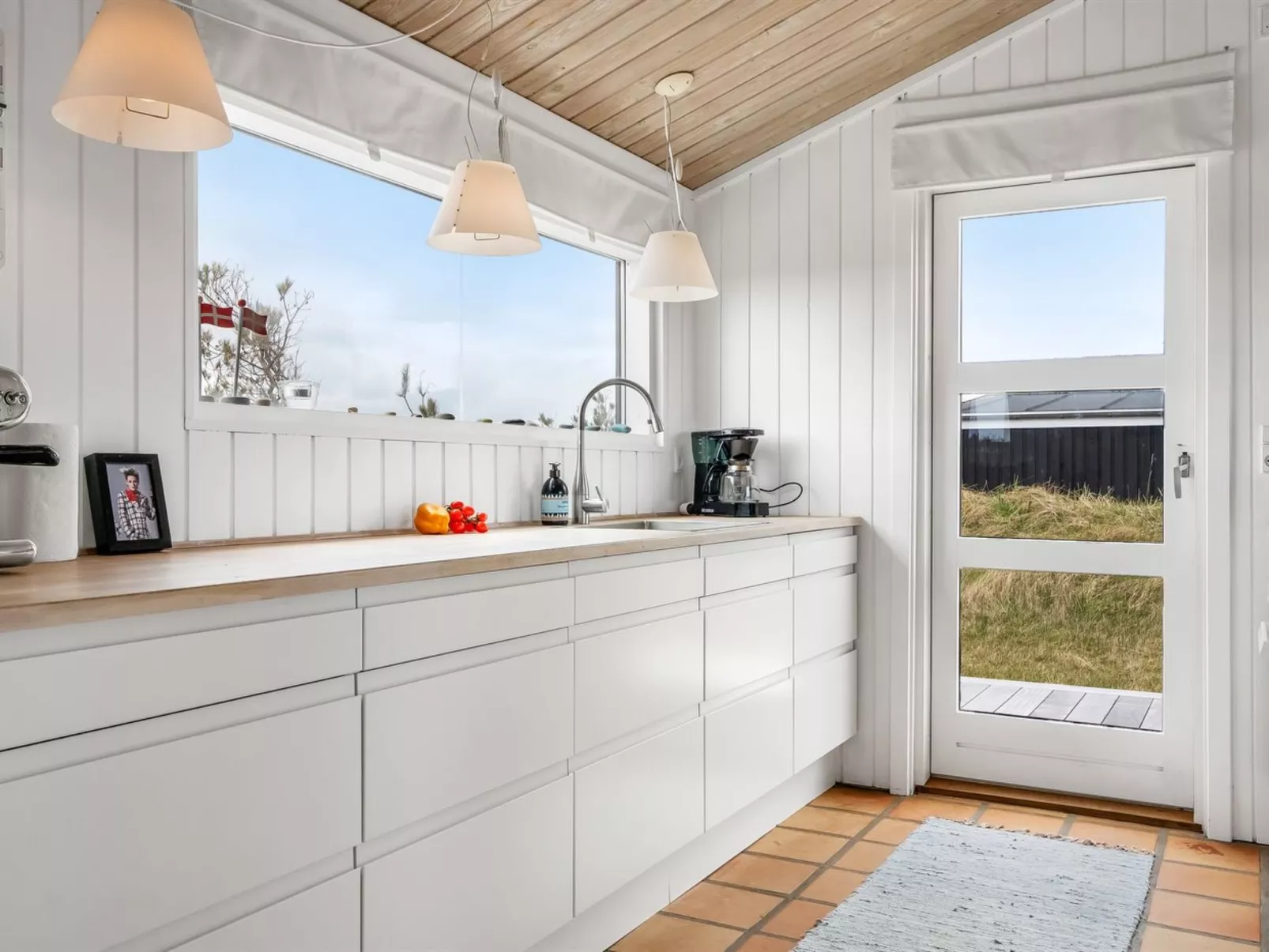"Enni" - 350m from the sea - Binnen