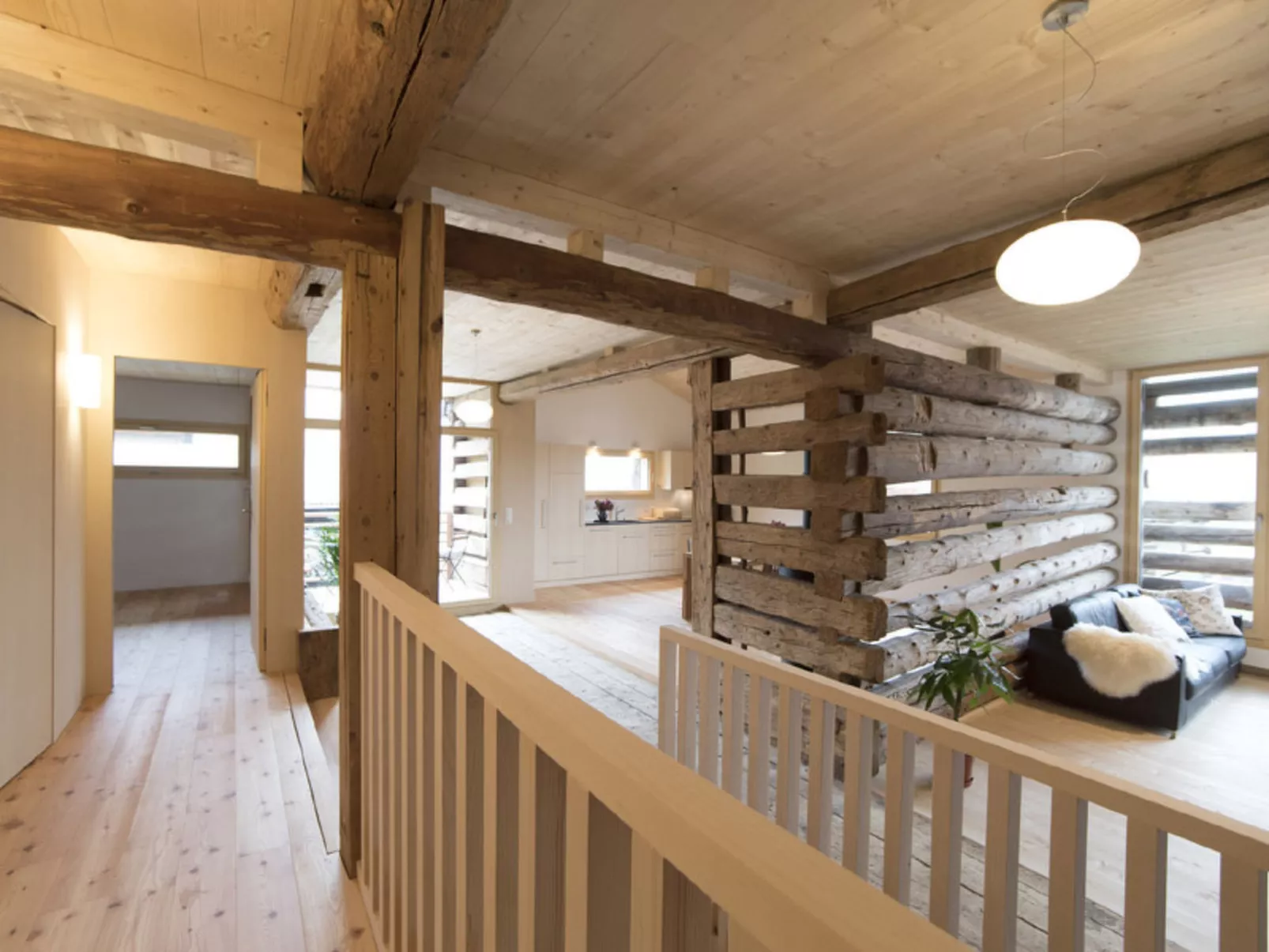 Haus La Grobla, (Donat). - Binnen