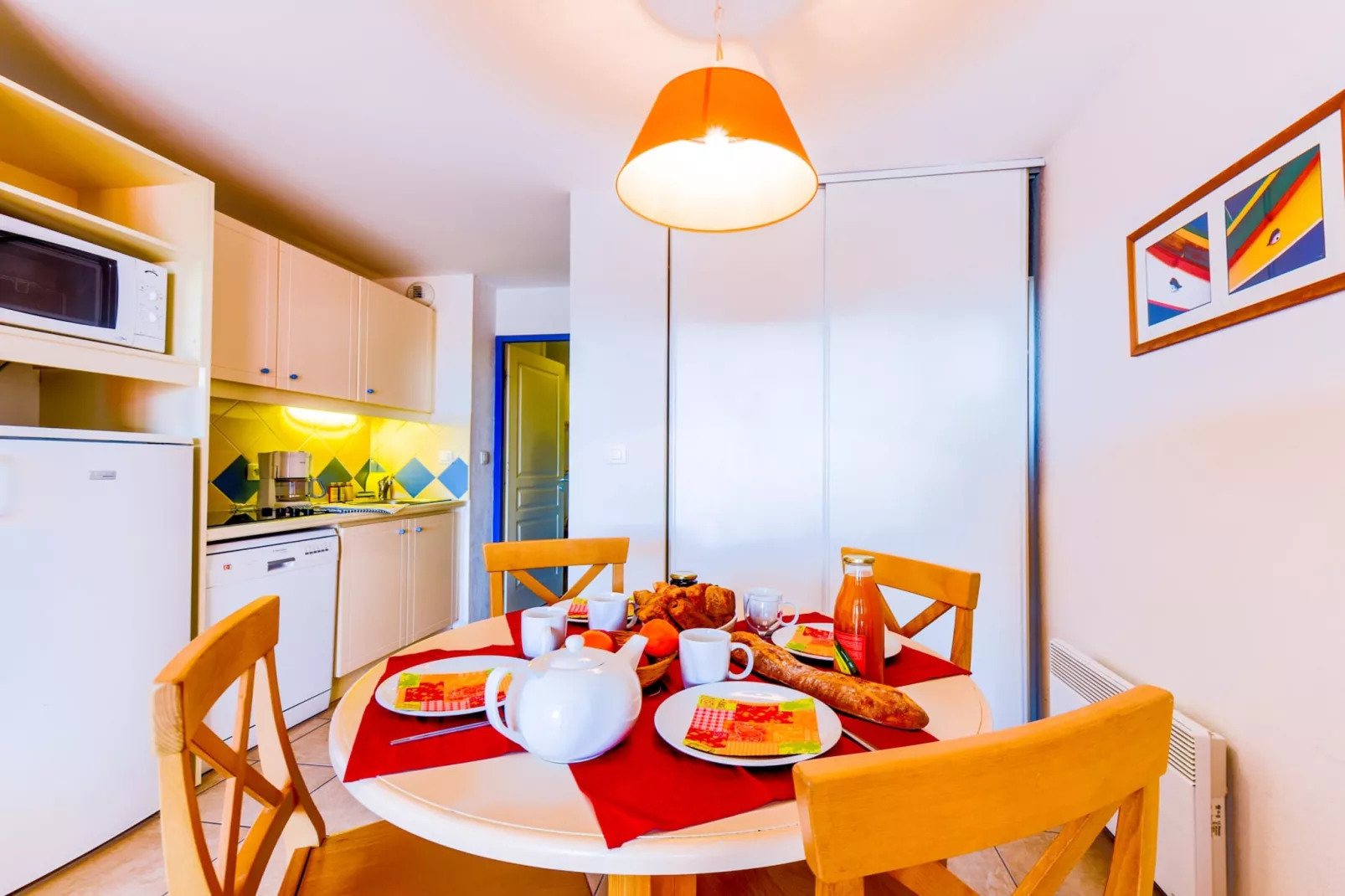 Lagrange Vacances Catalana 2 pièces 4/5 pers. - Eetkamer