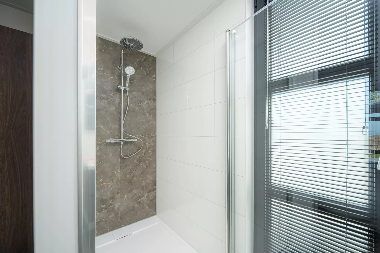 Villa L-Meerzicht | 4 pers. - Badkamer