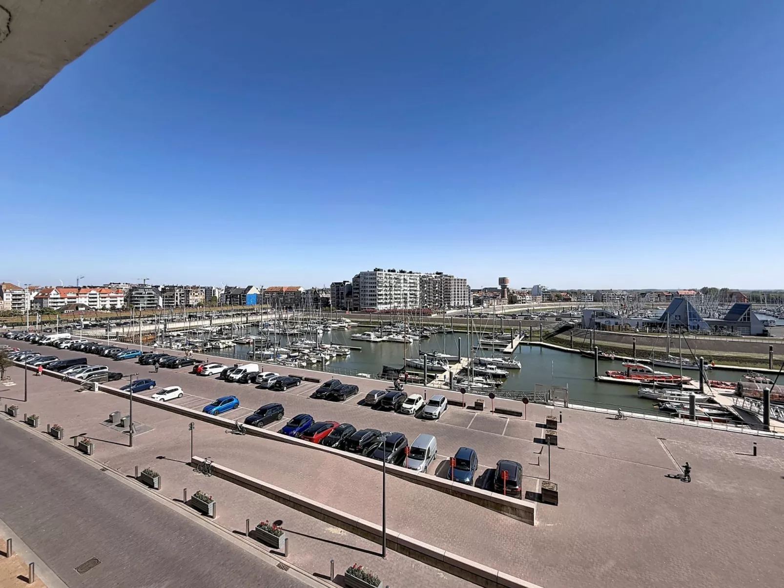 Bella III with harbour view - Buiten