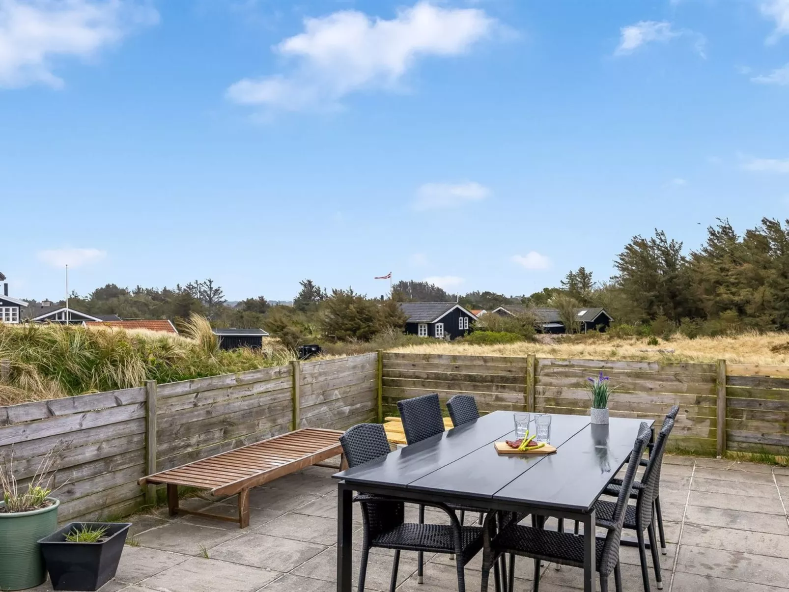 "Hilmer" - 180m from the sea - Buiten