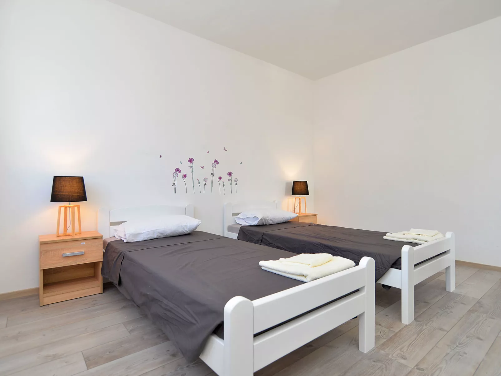 House 2136 - Binnen