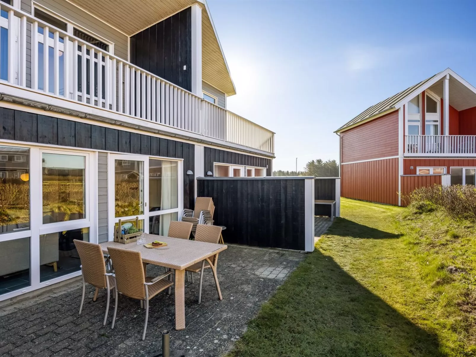 "Annakarin" - 1.2km from the sea - Buiten