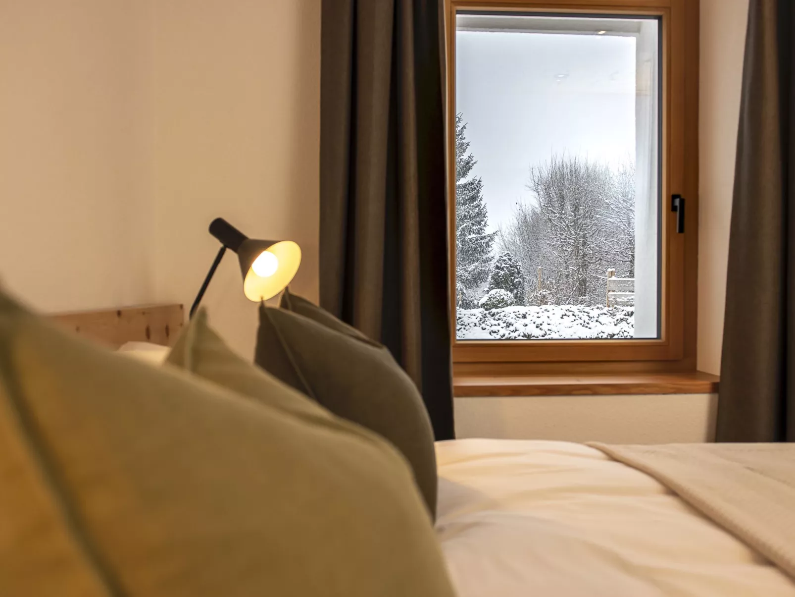 Flem Mountain Lodge, (Flims Waldhaus). Moderne neue 4.5 Ferienwohnung - Binnen