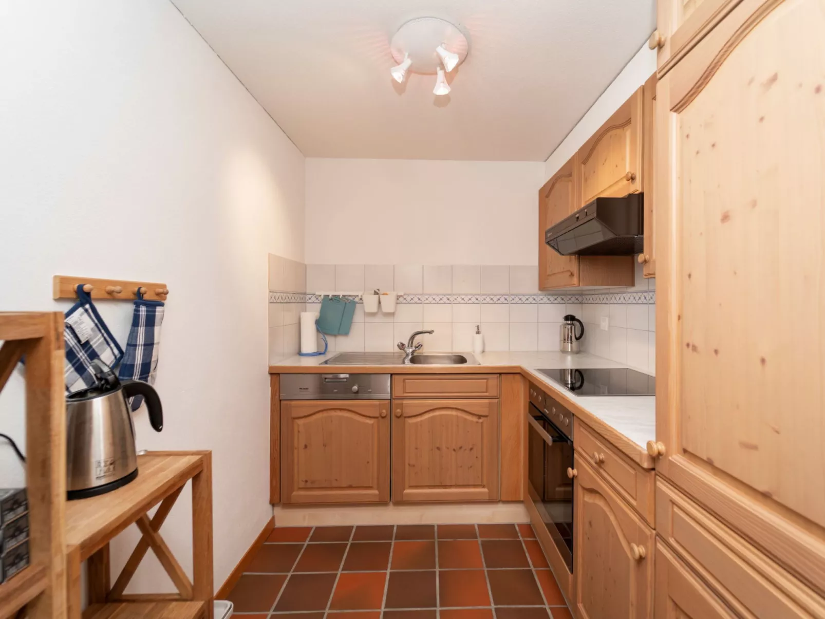 Cresta 54, Obersaxen-Misanenga, (Obersaxen). - Binnen
