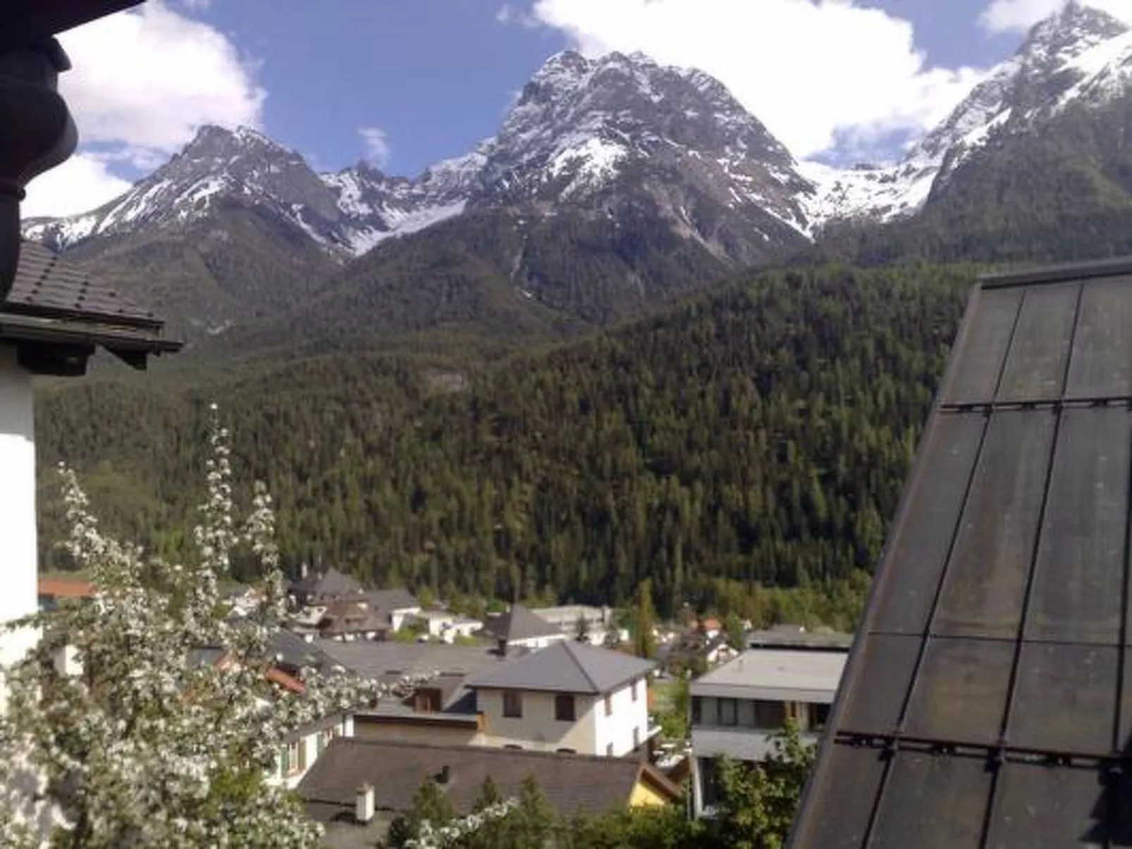 Ferienwohnungen Chasa Valär, (Scuol). - Buiten