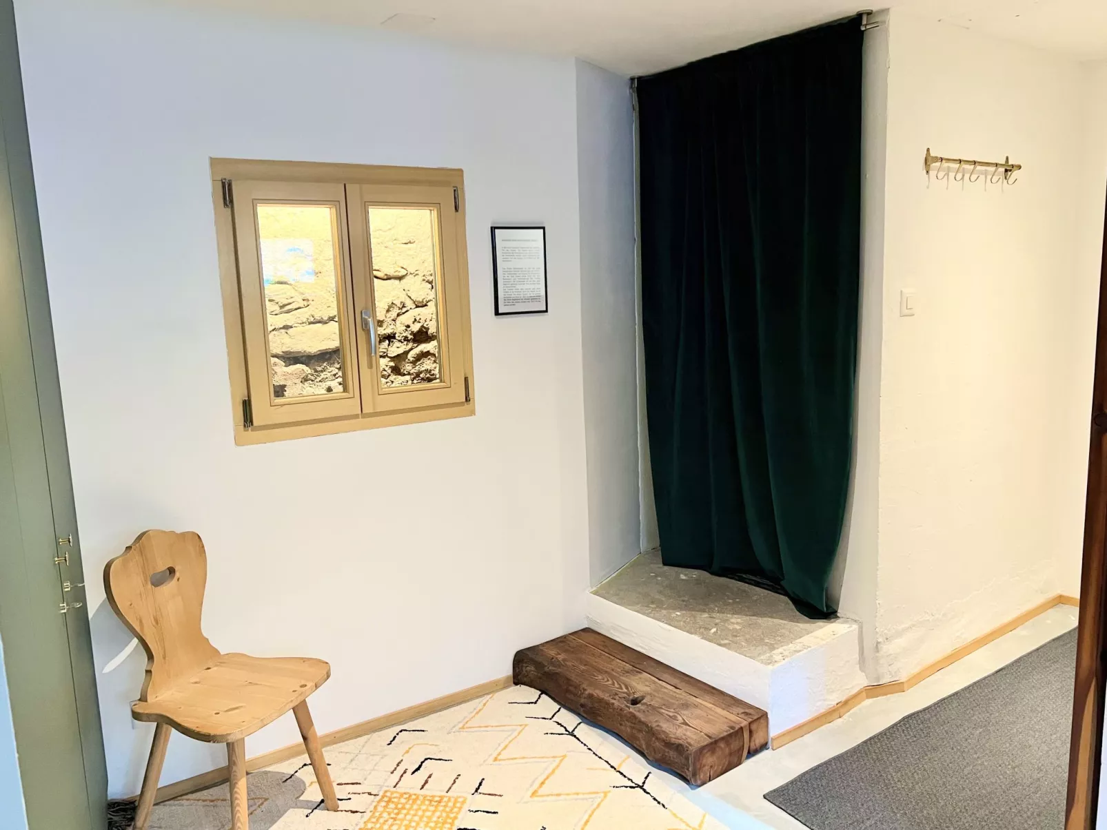 3-Zimmerwohnung Chasa d'Uina, (Sent). - Binnen