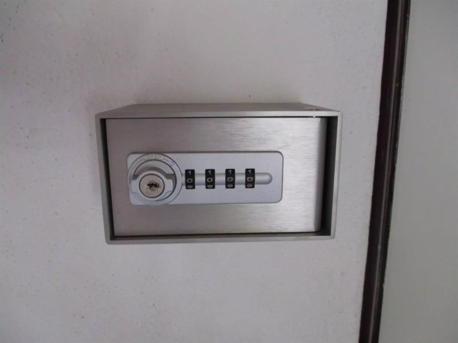 4-Zimmerwohnung - Binnen