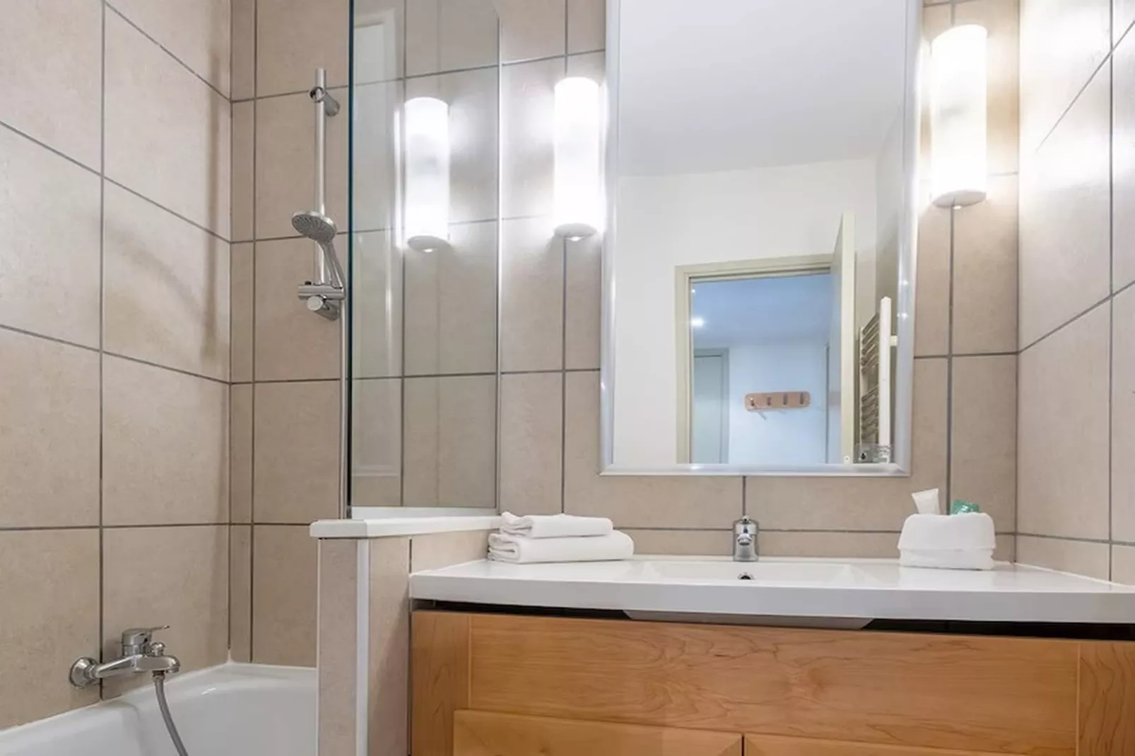 Résidence Pierre & Vacances la Foret Apartment 4 people - 1 bedroom - Badkamer