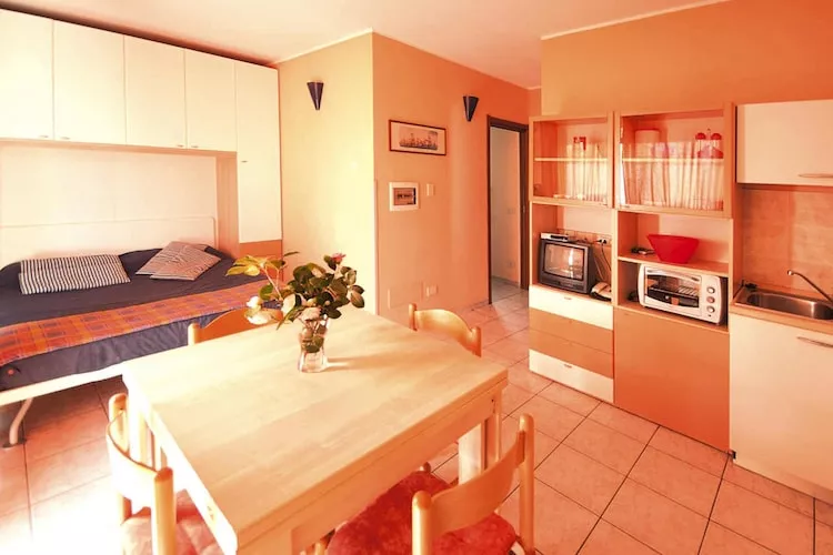 Residence Casa & Vela SRL, Oggebbio-Bilo fino 5 - Keuken
