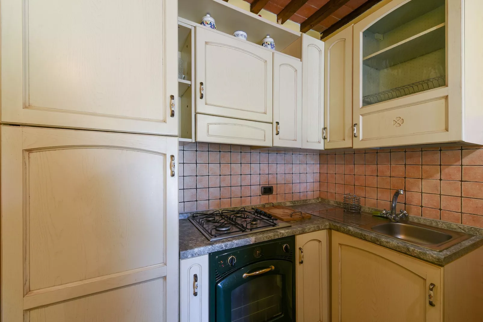 Macetona - Suite - Keuken