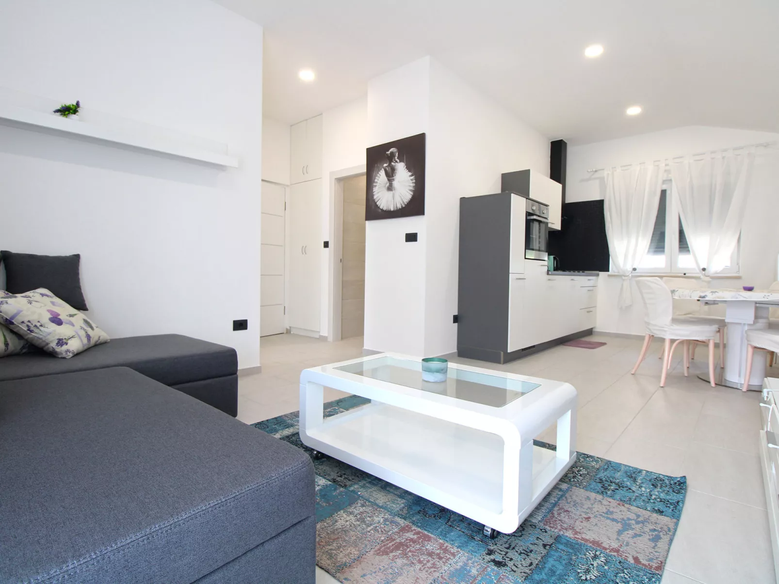 House 2283 - Binnen