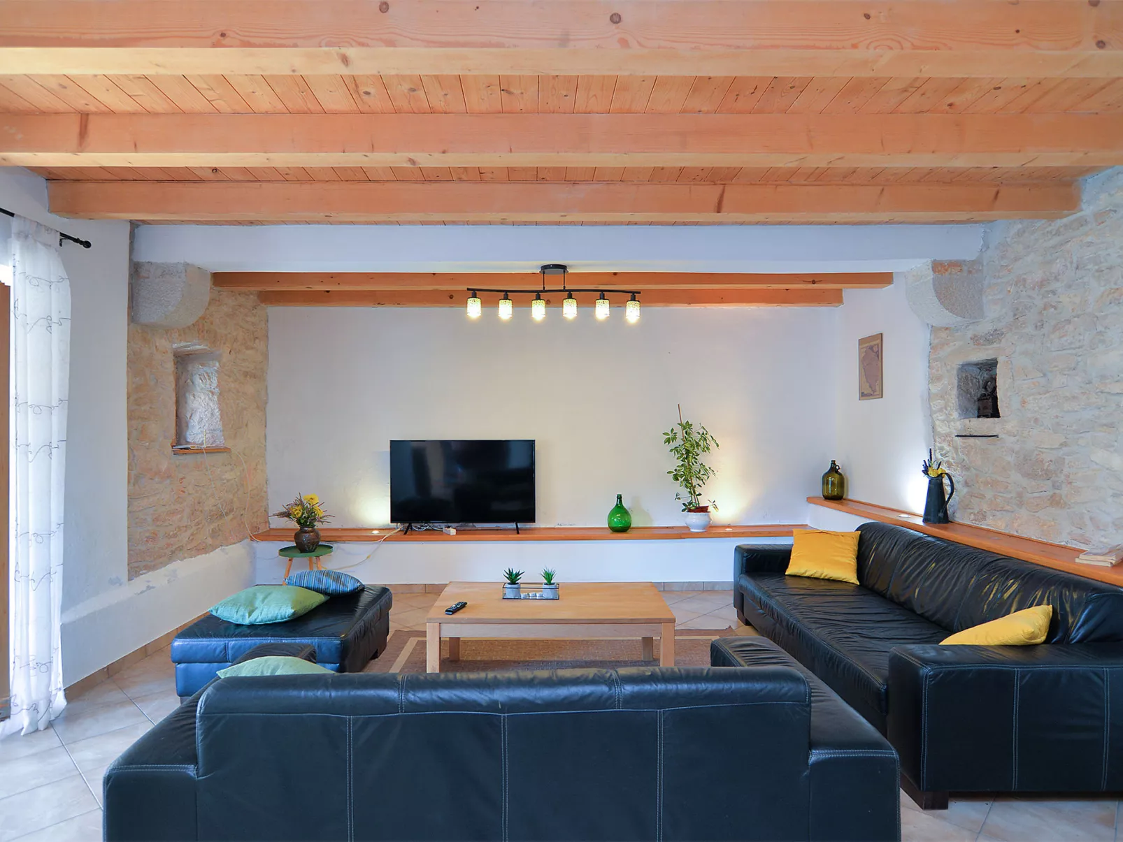 House 704 - Binnen