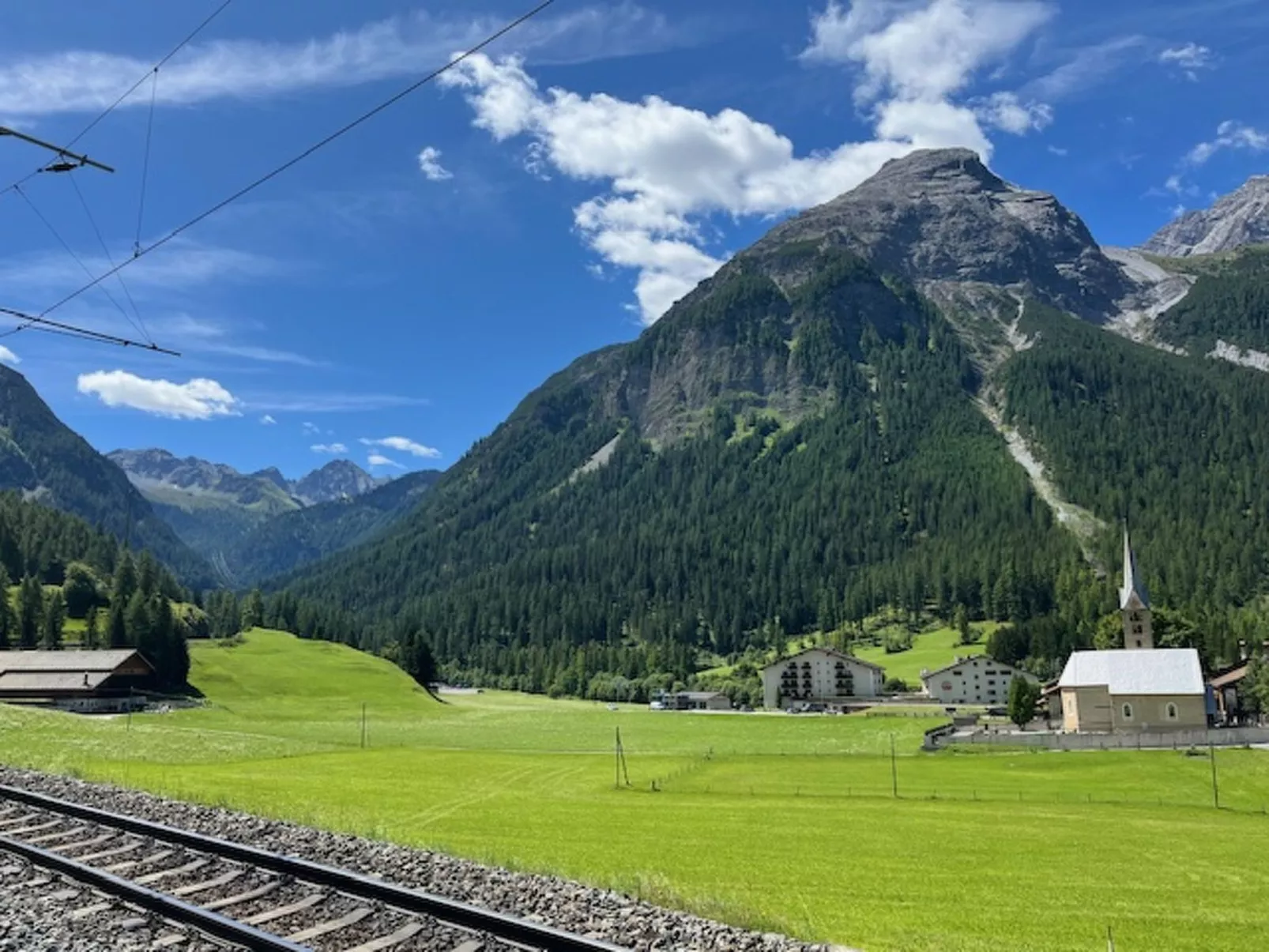Albula B Chasa Nana, (Bergün/Bravuogn). - Buiten