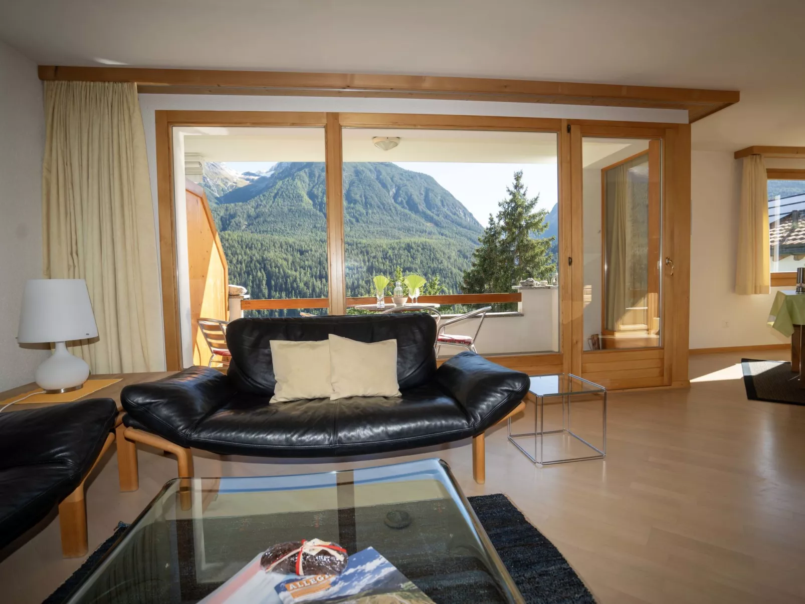 ENZ, (Scuol). - Binnen