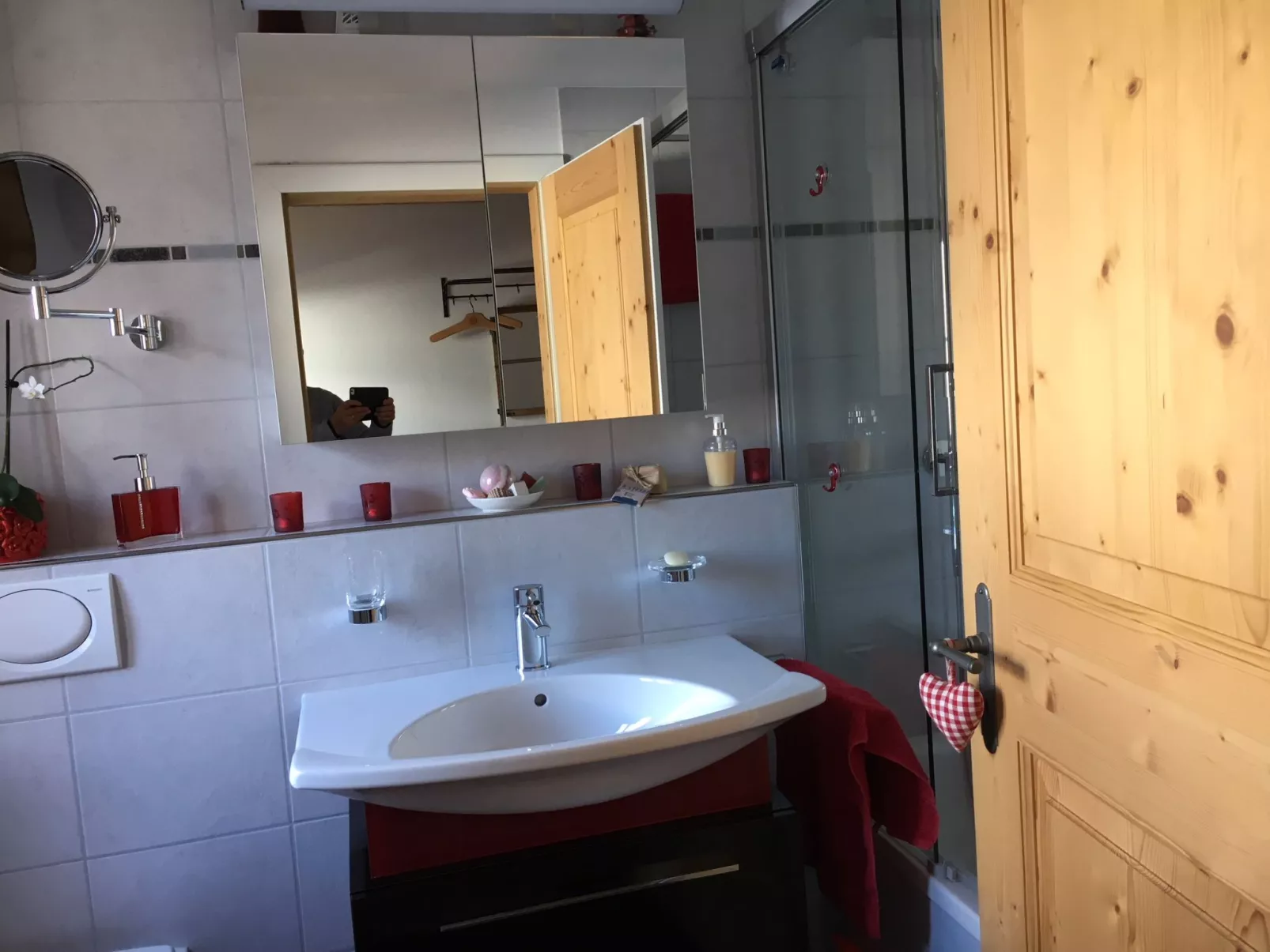 Privatzimmer bügl süt, (Sent). - Binnen