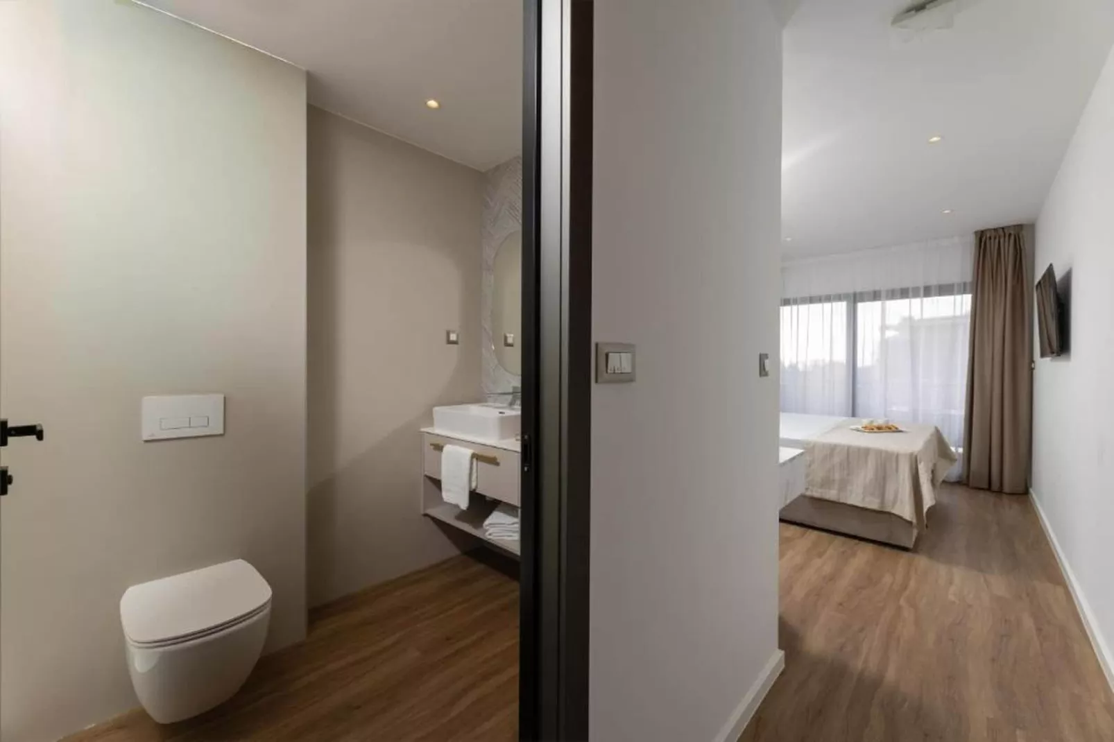 PICTAS Residence - Standard Double or Twin Room with Balcony - Badkamer