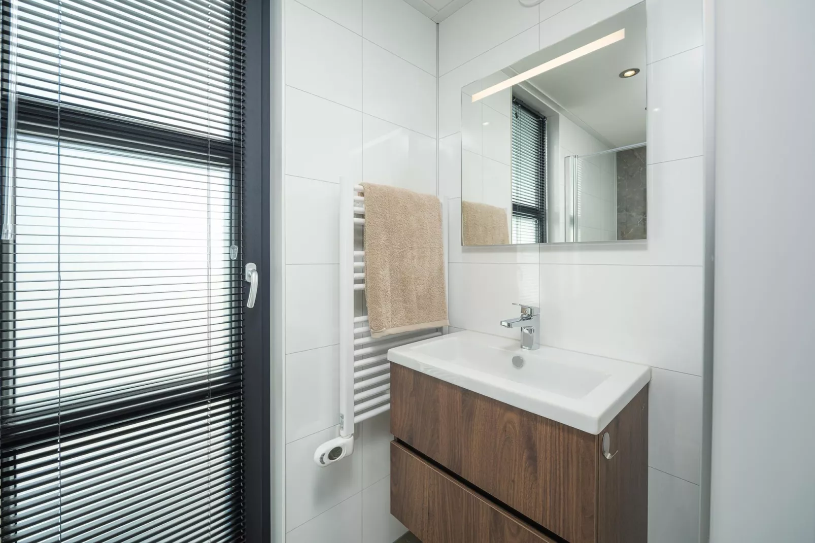 Villa L-Meerzicht | 4 pers. - Badkamer