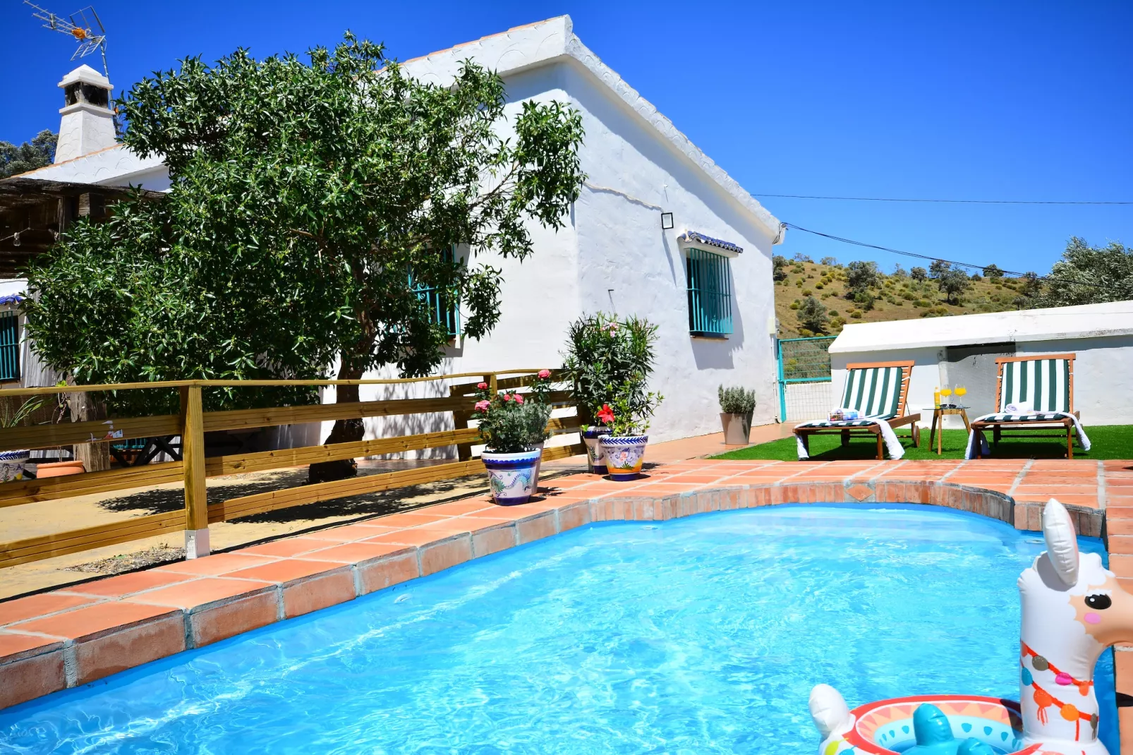 Villa Montes de Málaga - Zwembad