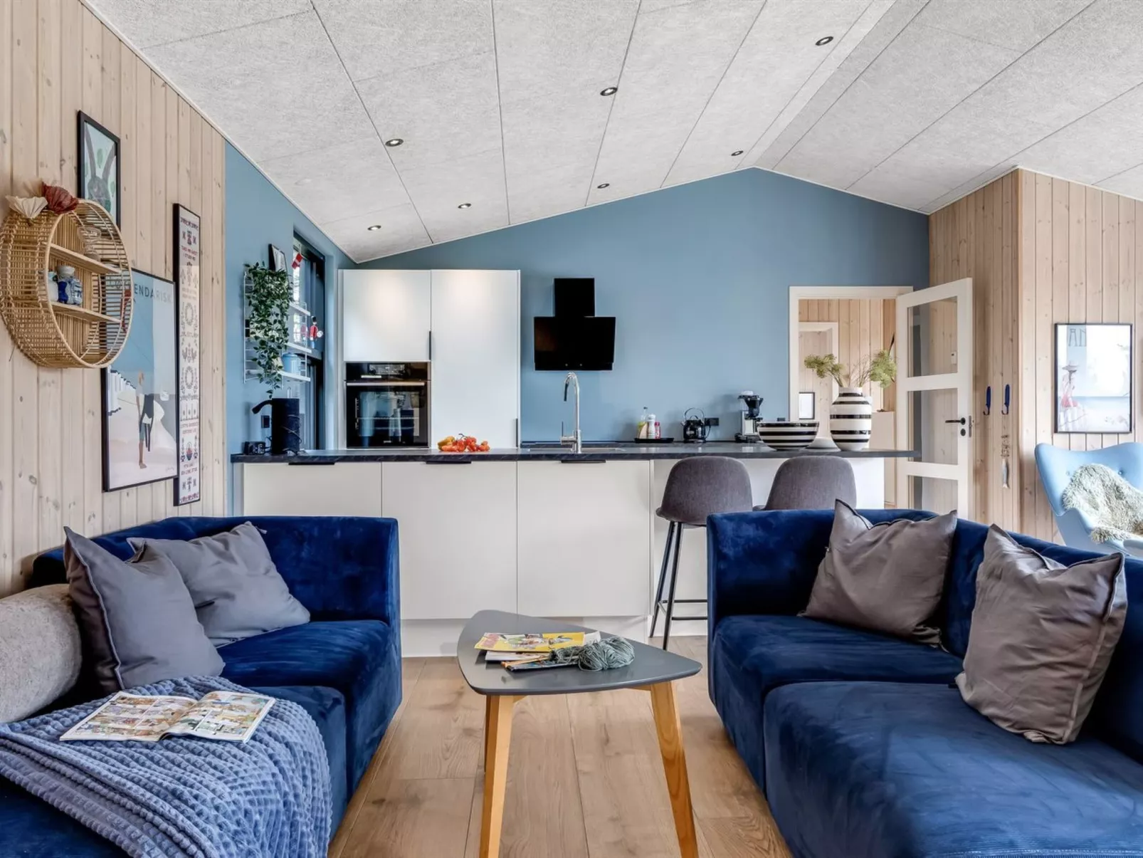 "Tatania" - 800m from the sea - Binnen