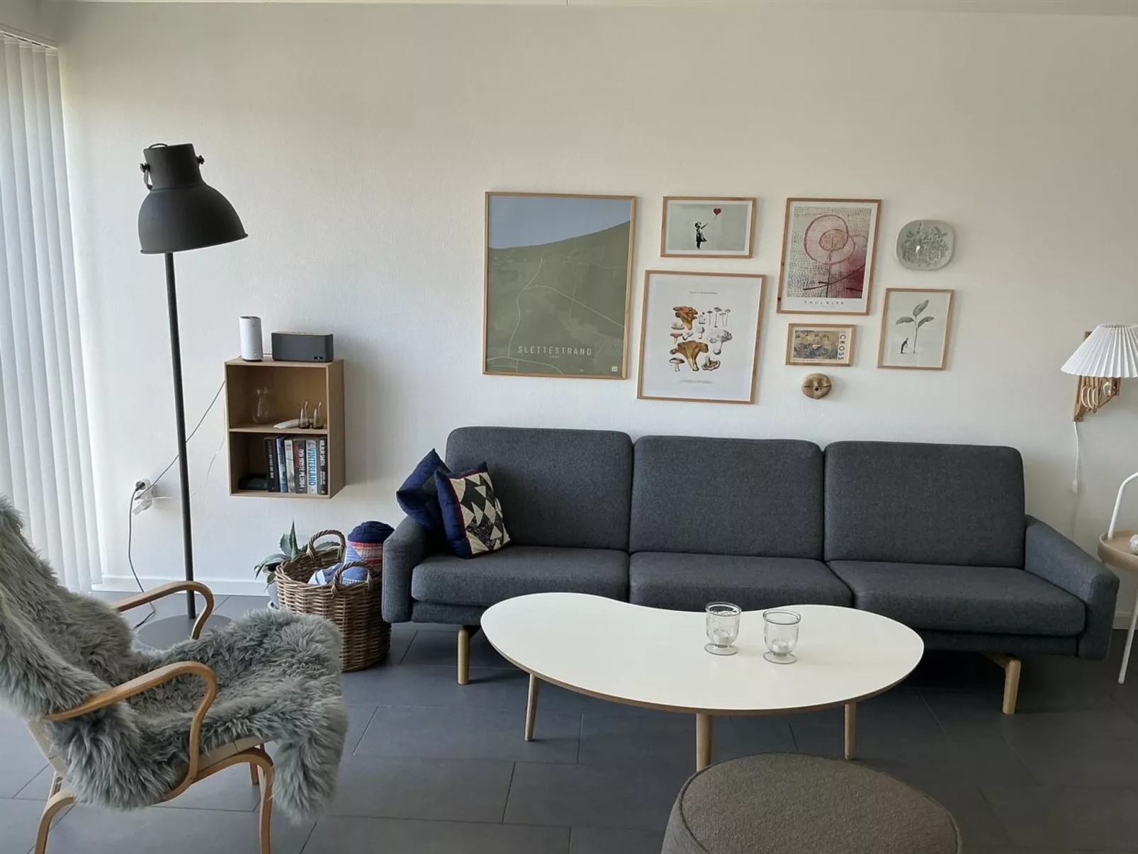 "Helemine" - 400m from the sea - Binnen
